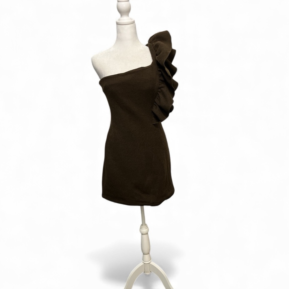 Ghospell One Shoulder Ruffle Ribbed Sweater Dress - Picture 3 of 17